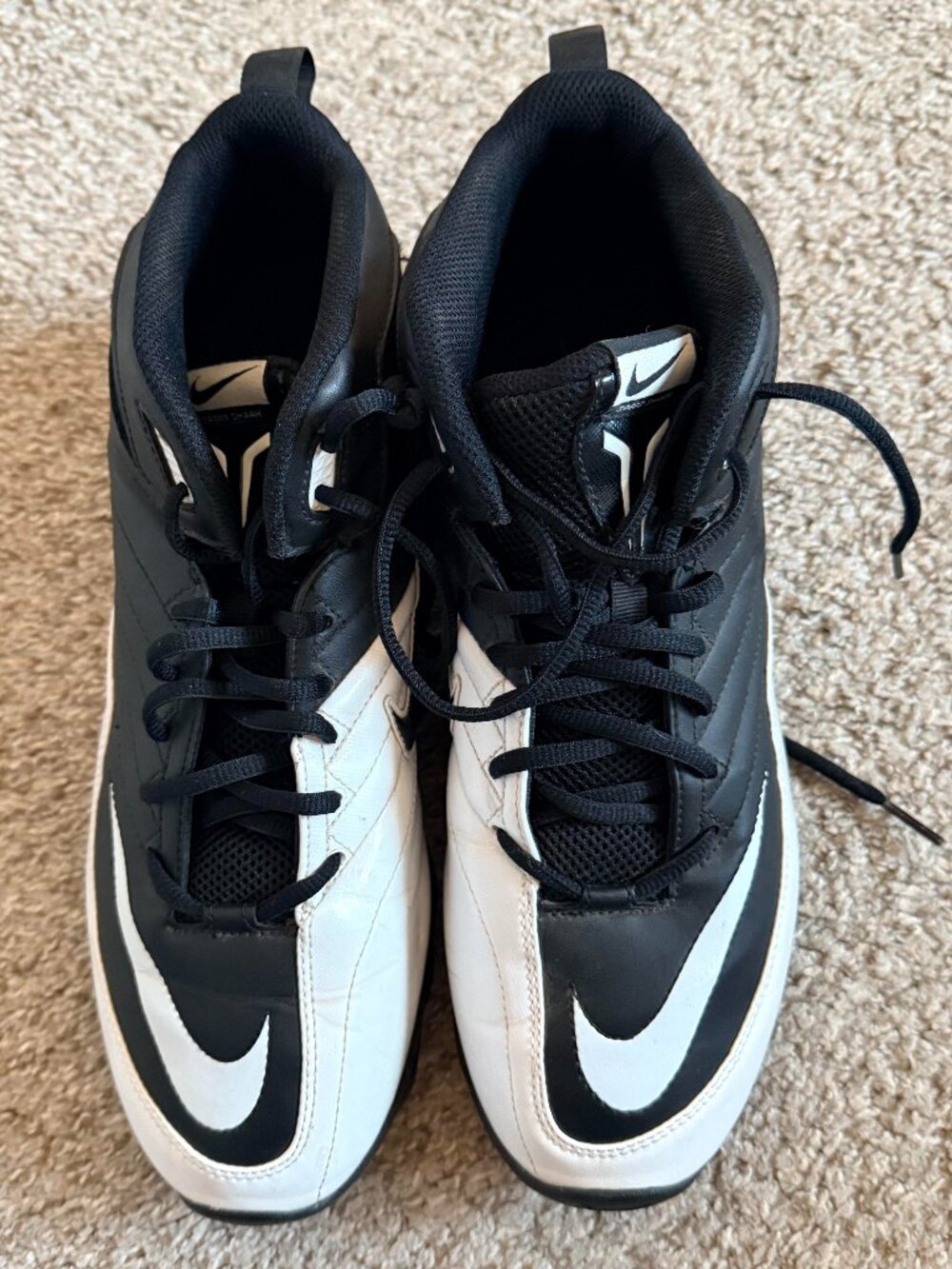 Men's Nike Speed Shark 3/4 Football Cleats - 2011 Edition - Size 11.5